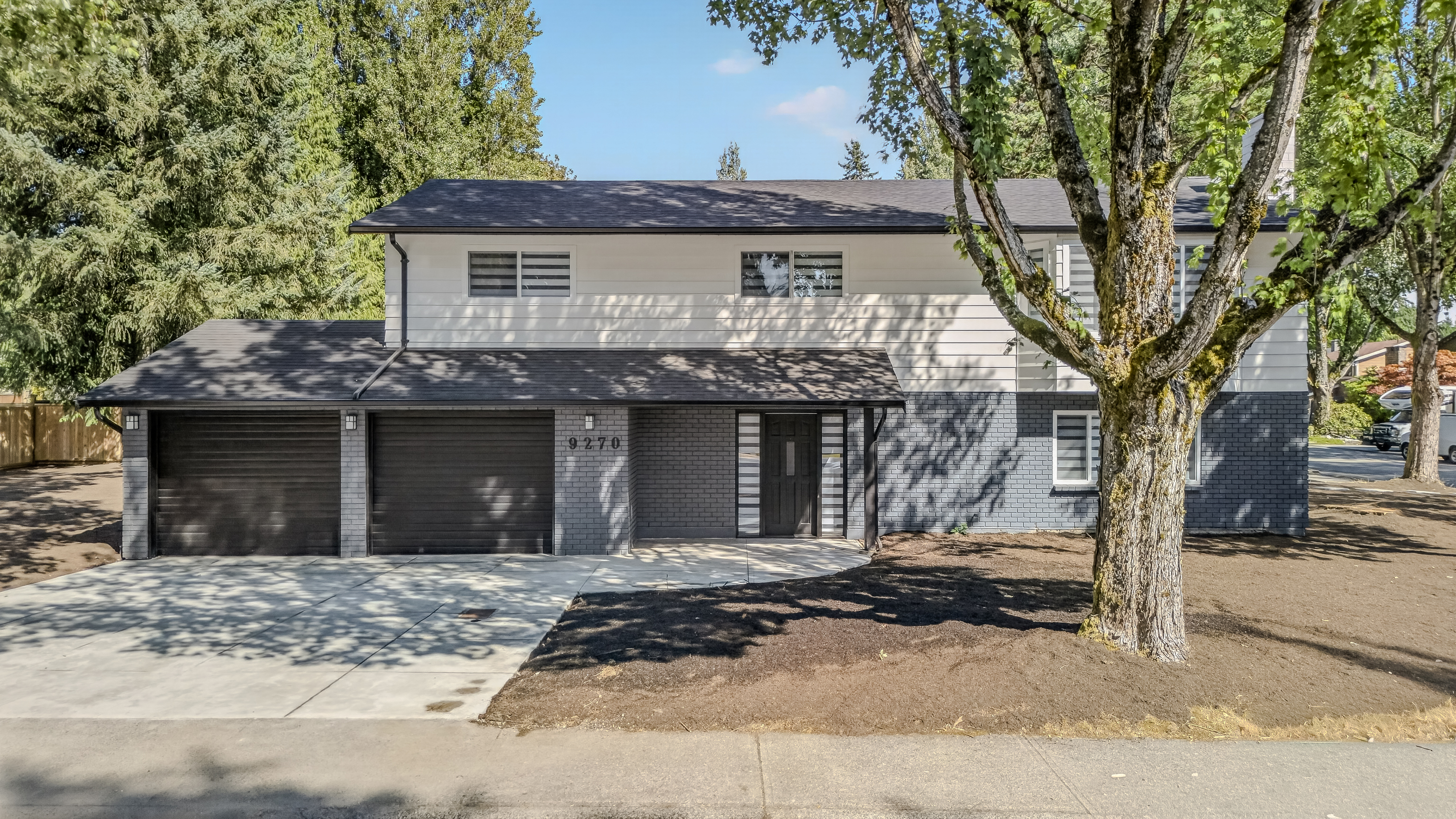 9270 149 St, Surrey